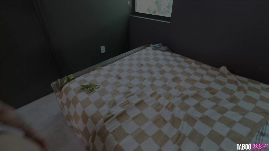 TabooHeat.26.06.12.Cory.Chase.Alexis.Fawx.-.UltraHD